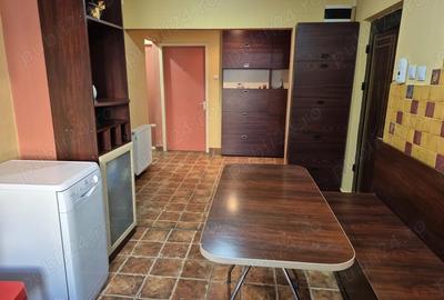 Apartament de vanzare - 6