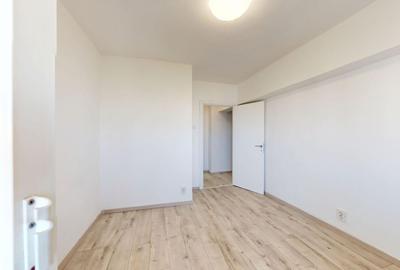 Apartament cu 4 camere decomandat în Lujerului - 30