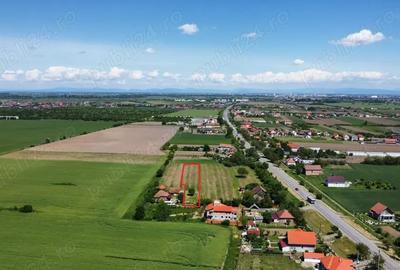 Teren de 1900 mp, în Decebal - 9