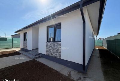 Casă cu 4 camere decomandat cu Teren 315 Mp în Berceni