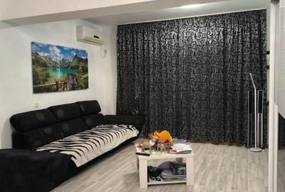 Apartament cu 3 camere decomandat în Nufărul
