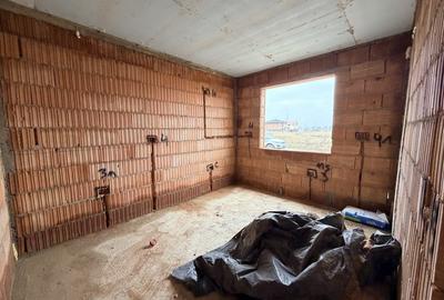 Duplex cu 4 camere -110 mp- Mosnita Noua - Comision 0% - 10