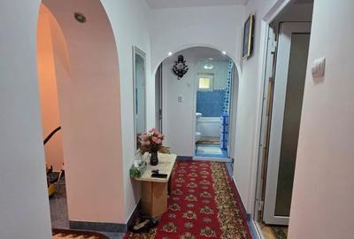 Apartament cu 3 camere decomandat în Central - 4