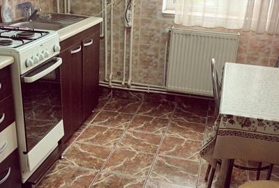 Apartament cu 2 camere decomandat, mobilat în Calea București