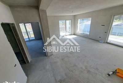 Casă cu 4 camere cu Teren 600 Mp în Sadu - 9