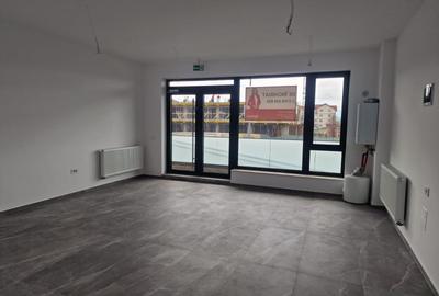 Spatiu comercial de inchirat zona Tractorul bloc nou - 9