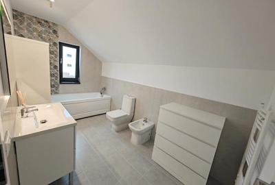 Casă individuală cu 4 camere cu Canalizare în Periferie - 30