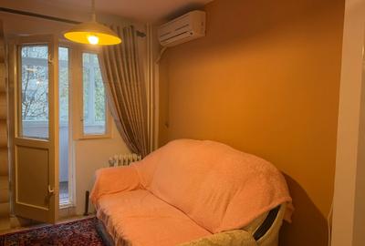 Apartament cu 3 camere semidecomandat în Titan - 16