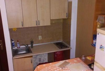 Apartament cu 2 camere în UTA - 7