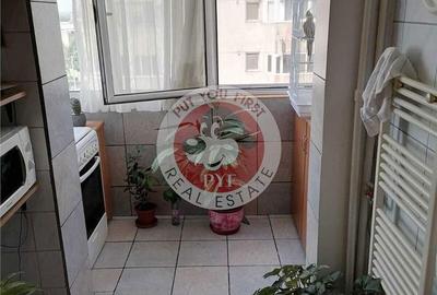 Apartament cu 3 camere decomandat în Rahova - 5