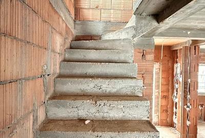Casă cu 3 camere în Central - 5