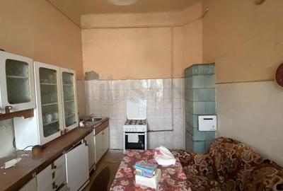 REV2005175 Casa de vanzare Parcul Carol - 2