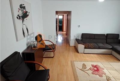Apartament 3 camere cf 1 semidecomandat zona Micro 3 - 2