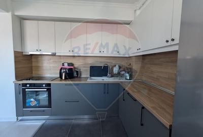 Apartament cu 2 camere semidecomandat, mobilat în Florești - 3