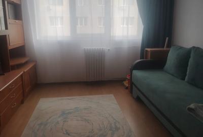 Garsonieră semidecomandată, mobilată în Tractorul - 2