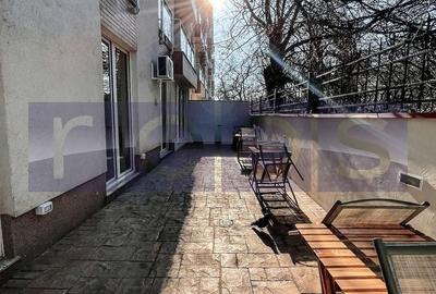 Apartament cu 3 camere decomandat în P-ța Victoriei - 11