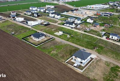 Spațiu comercial, în Miroslava - 2