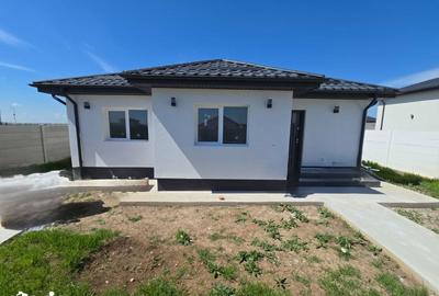Casă cu 3 camere cu Teren 350 Mp în Berceni - 3