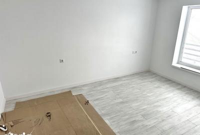 Casă cu 4 camere cu Teren 200 Mp în Central - 9