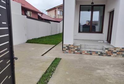 Casă cu 4 camere cu Teren 280 Mp în Brătianu - 6