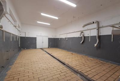 Spațiu comercial, de 1,450 mp, în Central - 3