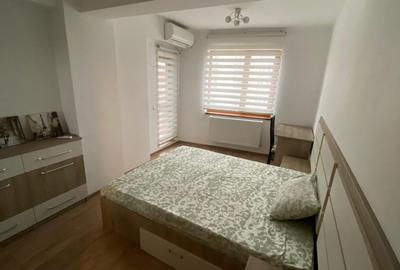 Apartament cu 2 camere, mobilat în Palat - 1