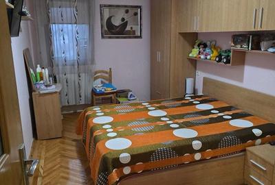 Apartament cu 2 camere semidecomandat în Traian - 1