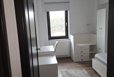 Apartament cu 3 camere semidecomandat în Central - 5