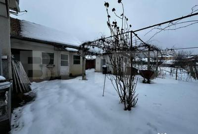 Casă cu 6 camere cu Teren 800 Mp în Central - 13