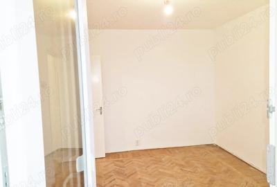 Apartament cu 3 camere decomandat în Orizont - 9
