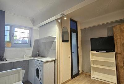 Apartament cu 3 camere decomandat în Ultracentral