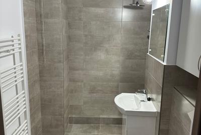 Apartament cu 3 camere decomandat în Central - 3