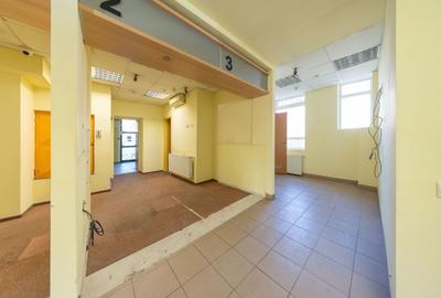 Spațiu comercial, de 612 mp, în 13 Decembrie - 10