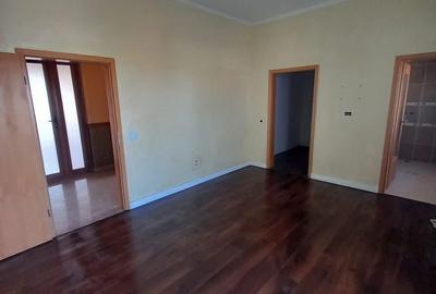 Apartament cu 4 camere decomandat în Exterior Vest - 5
