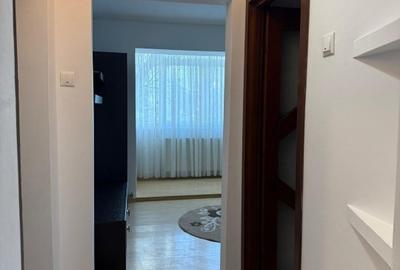 Apartament cu 3 camere decomandat, mobilat în Narcisa - 4