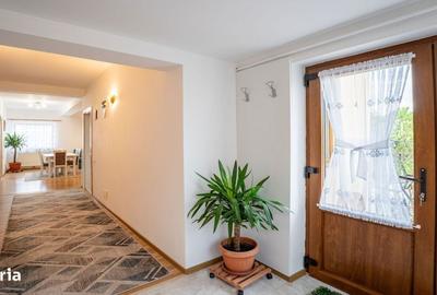 Casă cu 4 camere în Central - 7