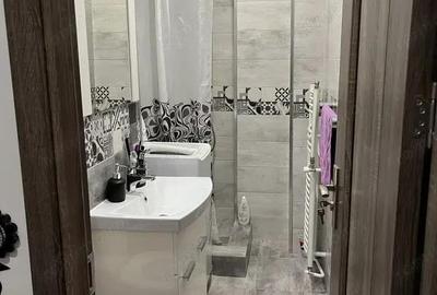 Garsoniera de inchiriat la Piata Romana - 1