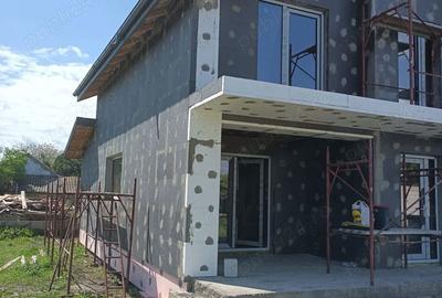 Casă cu 6 camere cu Teren 1200 Mp în Colceag - 2