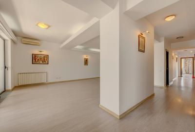 Modern 3 bedroom apartment near British School. FIRST RENTAL. - 6