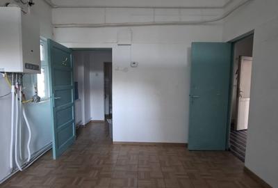 Spațiu comercial, de 100 mp, în Central - 6