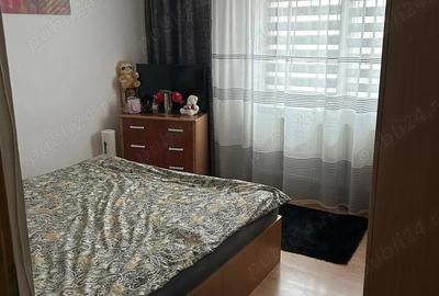 Vand apartament 2 camere decomandat gavana 3 - 4
