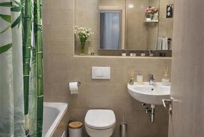 Apartament cu 2 camere decomandat, mobilat în Tractorul - 4