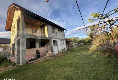 Casă cu 3 camere în Iezureni - 3