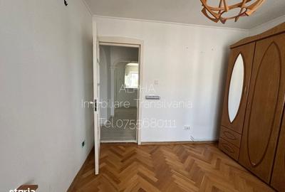 Apartament cu 3 camere decomandat în Porolissum