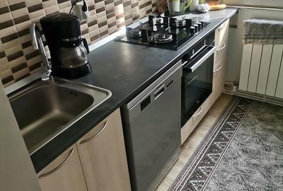 Apartament cu 4 camere semidecomandat în Micro 38 - 6