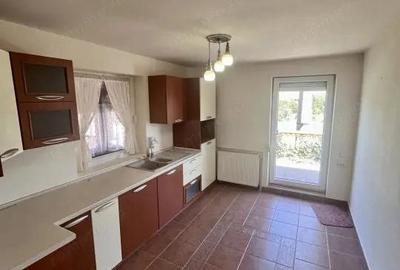 Casă cu Teren 200 Mp în Pasărea - 3