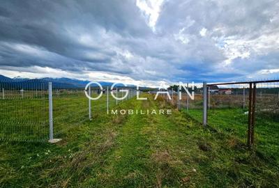 Teren Construcții extravilan de 1000 mp, în Est - 7