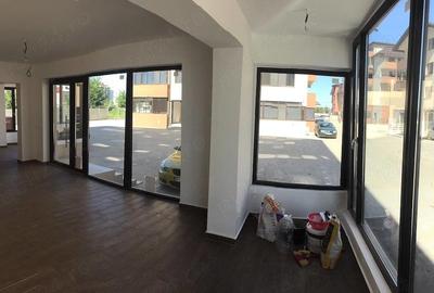 Spațiu comercial, în Central - 5