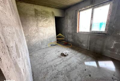 Casă cu 3 camere cu Teren 370 Mp în Săucești - 9