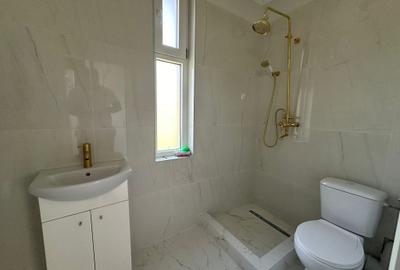 Casa recent renovata in Campenesti - 9